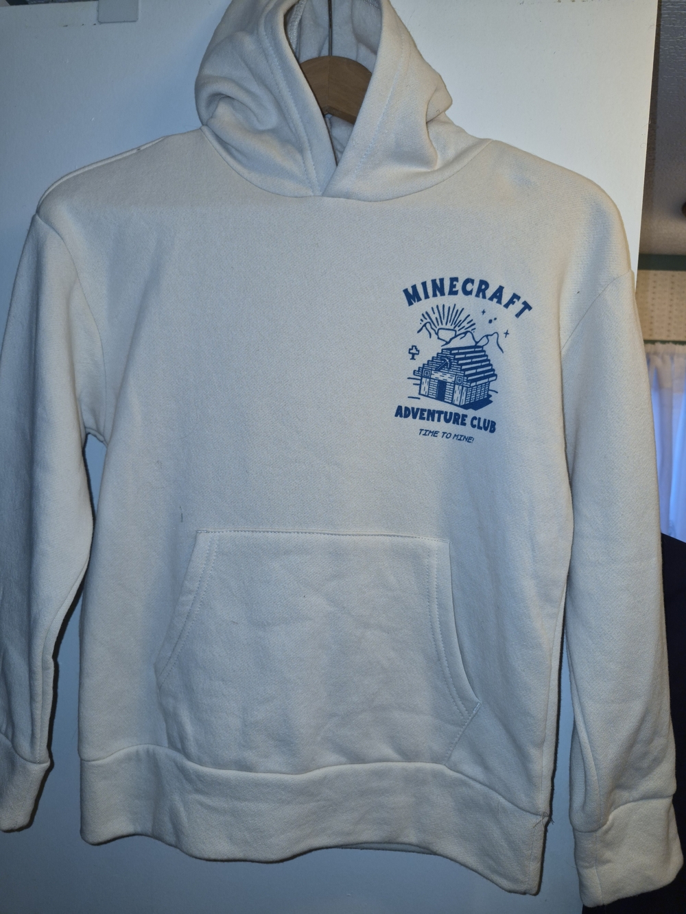 Old Navy Cream Hoodie Minecraft Adventure Club Back Graphic L 10-12 Boys Unisex